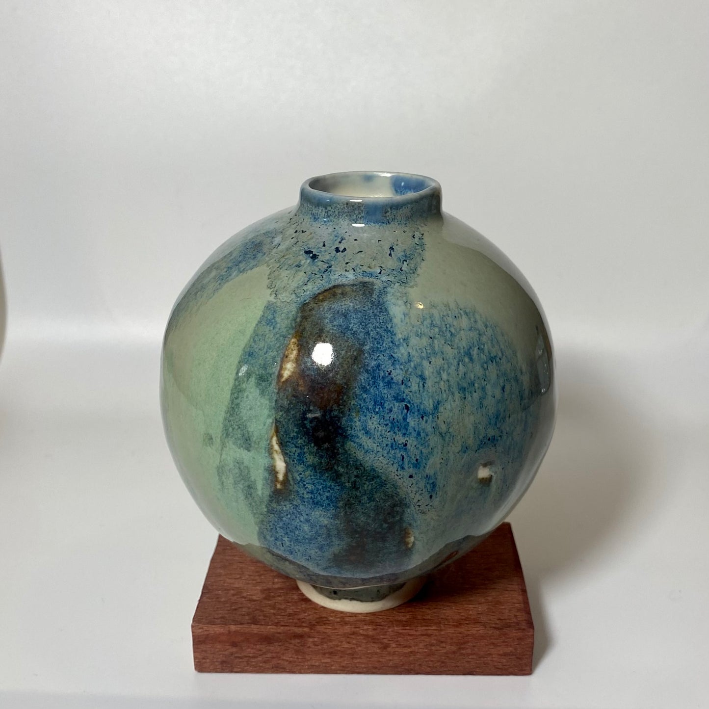 moon jar Yun - NO. bl06