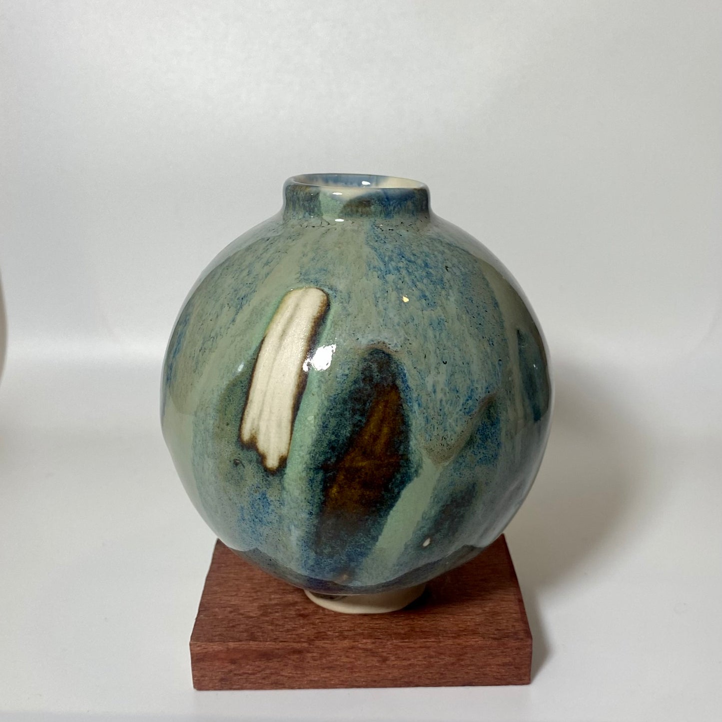moon jar Yun - NO. bl08