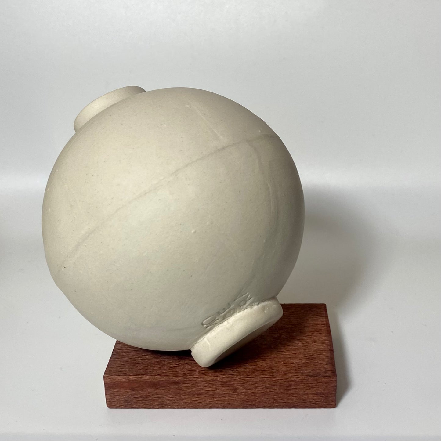 moon jar - white