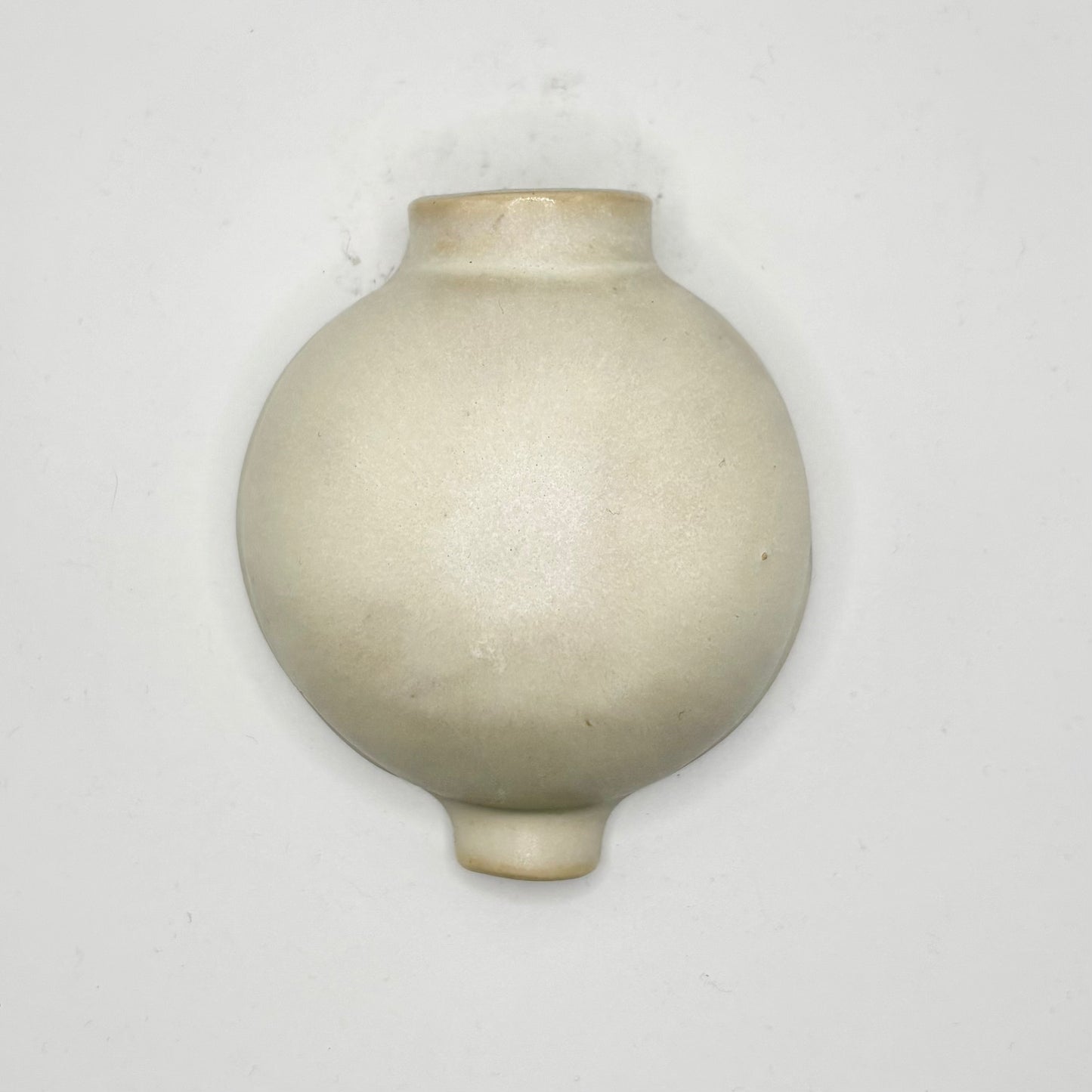 wall hanging moon jar matt white 4