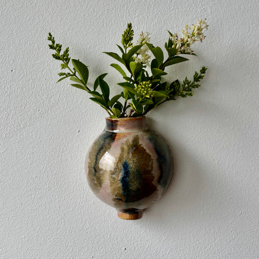 wall hanging moon jar Yun 2