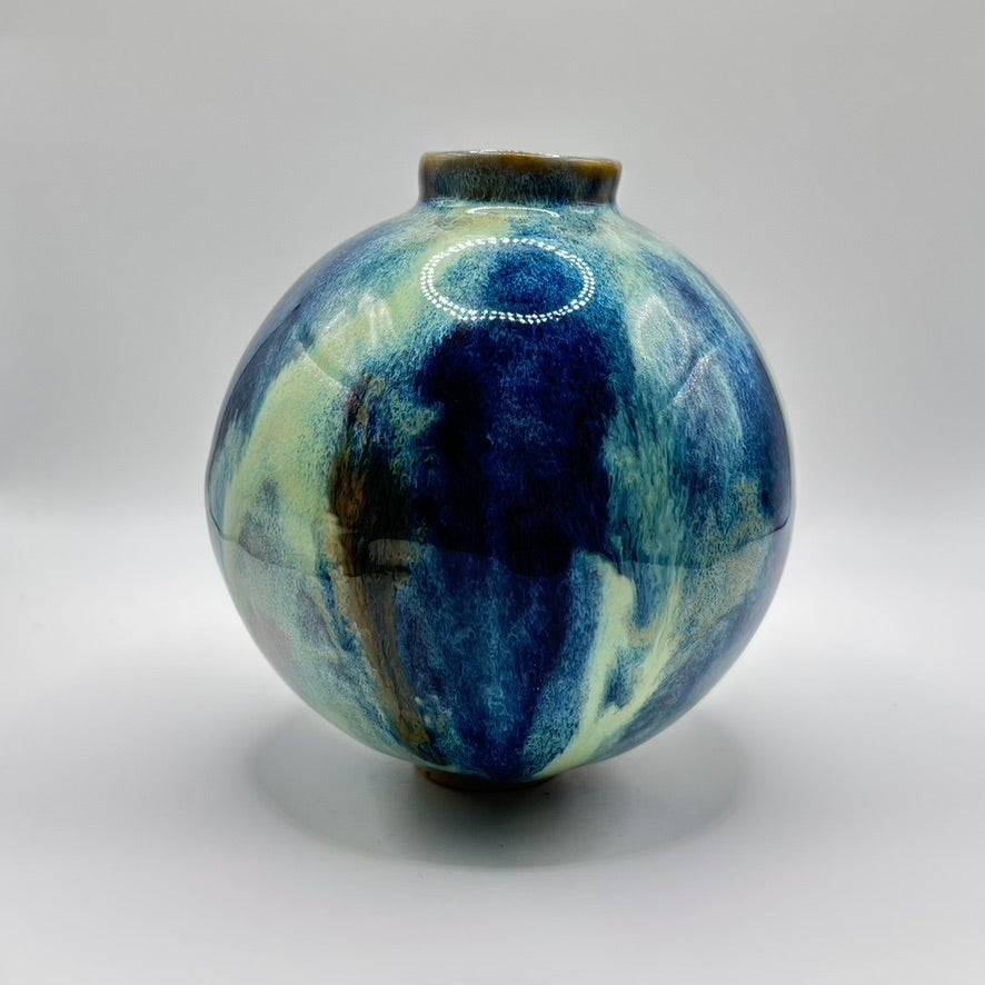 blue moon jar Yun (no. 26) medium