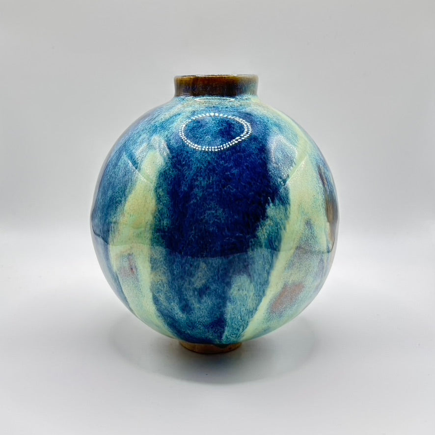 blue moon jar Yun (no. 26) medium