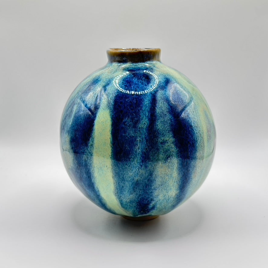 blue moon jar Yun (no. 26) medium